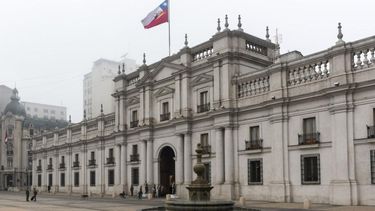 Licencias de un año, fondos sin rendir y contrataciones masivas: Los resultados de la auditoria al Estado solicitada por Kast Licencias de un año, fondos sin rendir y contrataciones masivas: Los resultados de la auditoria al Estado solicitada por Kast