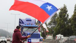 Camioneros presionan al gobierno de Chile de José Antonio Kast - Agencia Uno Camioneros presionan al gobierno de Chile de José Antonio Kast - Agencia Uno