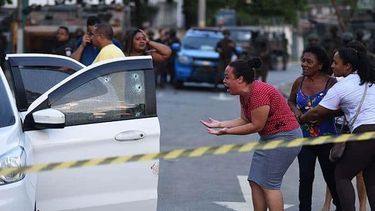 El caso que remece a Brasil: El Ejército asesinó a un músico y el gobierno justifica los hechos con versiones falsas
