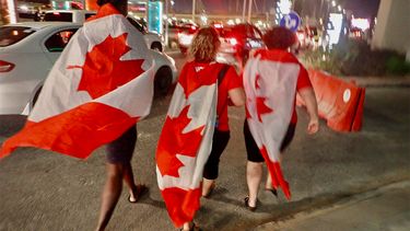 El Desconcierto | hinchas canada.jpg