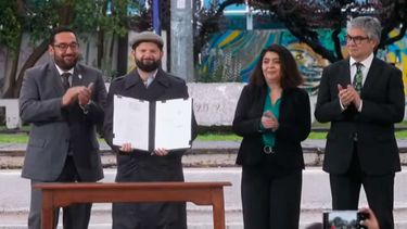 “Estamos cumpliendo con la palabra empeñada”: Presidente Boric explica alcances de Fin al CAE