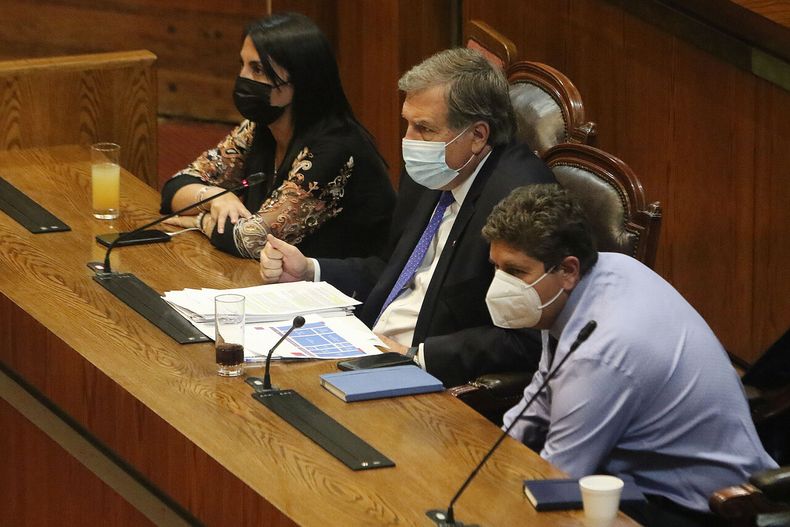 A_UNO_1345591.jpg