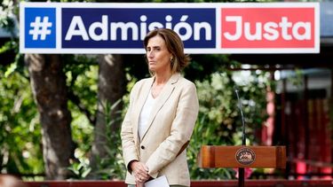 La gira propagandística de Marcela Cubillos: Critican a Ministra de Educación por lobby para Admisión Justa