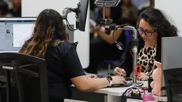 Crisis del Registro Civil por RUT y pasaporte se hace insostenible: Trabajadores activan consulta para decidir paro