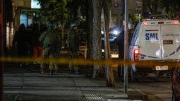 Dos menores de edad mueren en supuesto portonazo en el centro de Santiago