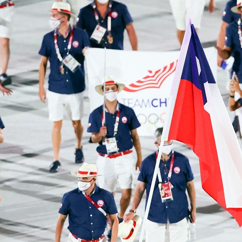 Delegacion chilena Tokio.jpg