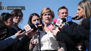 El Desconcierto | 14482 fotografia de matthei en un punto de prensa.webp