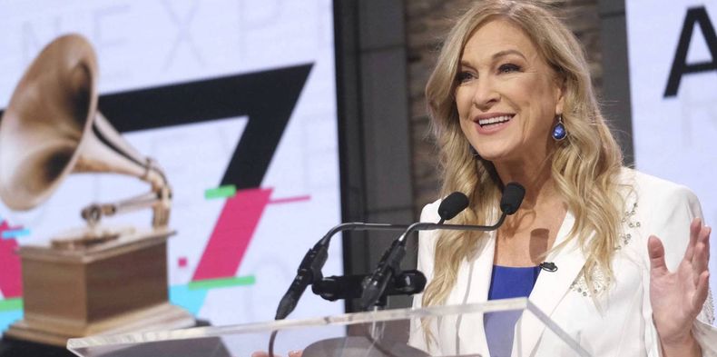 Deborah Dungan 1.jpg