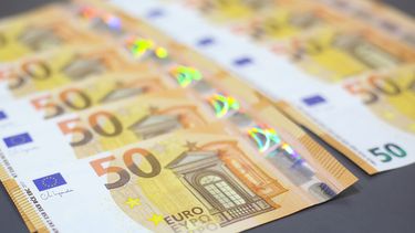 El euro cae por las tensiones geopolíticas con el viaje de Pelosi a Taiwán