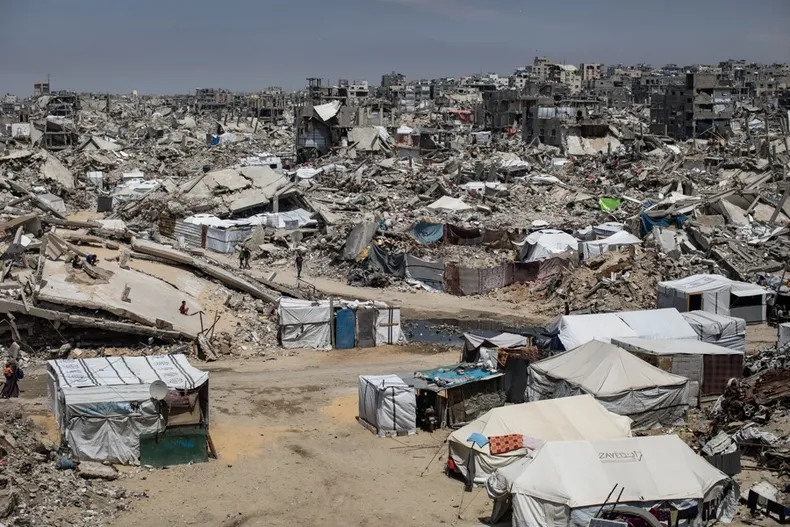 15289 campamento en gaza.webp