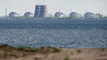 Rumania pide a la gente tener pastillas de yodo ante riesgo en planta nuclear ucraniana