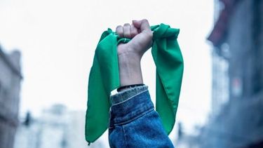 Entre el peligro y la clandestinidad: Historia de un aborto en Chile