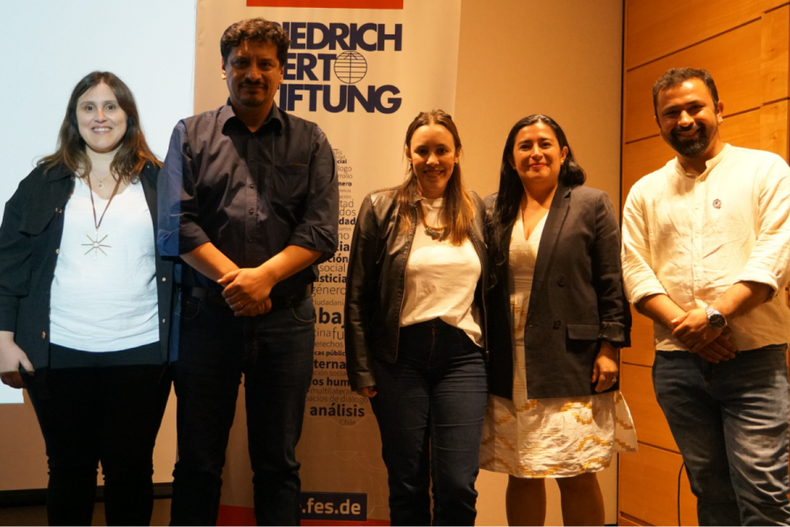 Seminario Construyendo Puentes e1701207093403.png
