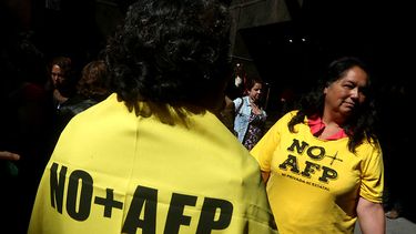 Dirigentas denuncian a directiva ANEF de irse en contra de movimiento No + AFP