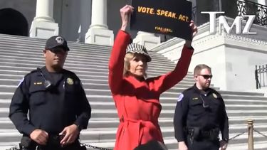 VIDEO| EEUU: Detienen a Jane Fonda por protestar contra el calentamiento global