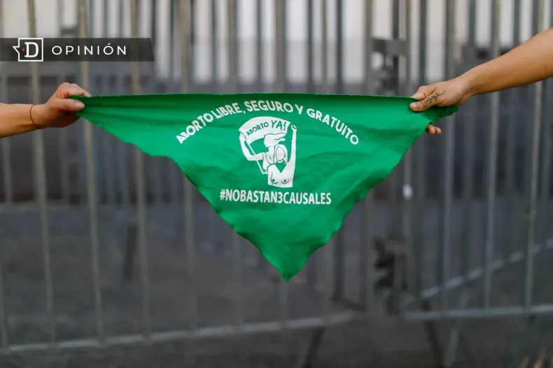 16446 un panuelo verde pro aborto que dice no bastan tres causales.webp