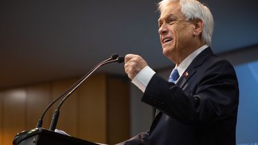 Lo que enfrentó Piñera en sus mandatos: Reconstrucción del 27 F, Rescate de los 33, Estallido Social y Pandemia Covid