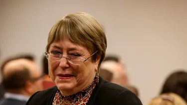Bachelet como centro del enfrentamiento entre oficialismo y oposición por eventual candidatura a la secretaría general de la ONU