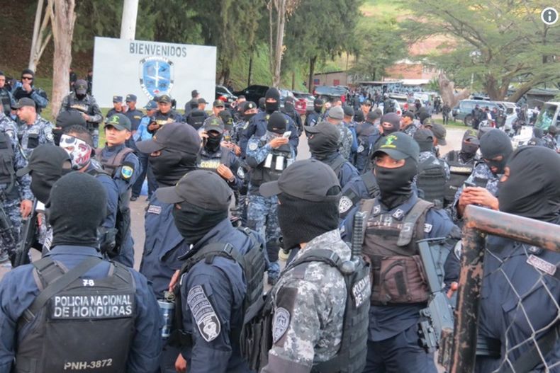 policia honduras 1.jpg