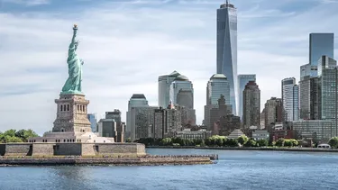 El sueño americano se desvanece: 40% de las mujeres jóvenes de EEUU quiere abandonar el país por desconfianza institucional