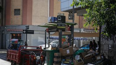 Trabajadores de Municipalidad de Santiago finalizan paro: Labores de aseo retornar el lunes