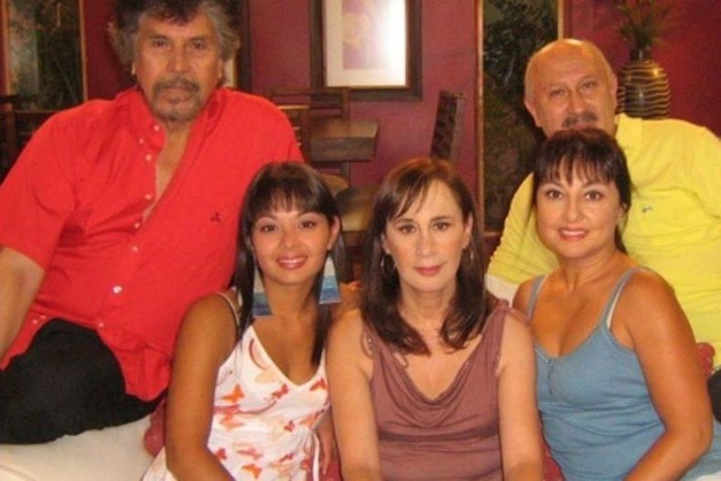 Los Venegas.jpg