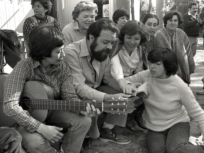 1982 paseo Vica3_alta.jpg