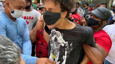 ¿Dónde está mi hijo? Familiares buscan a detenidos en las protestas de Cuba