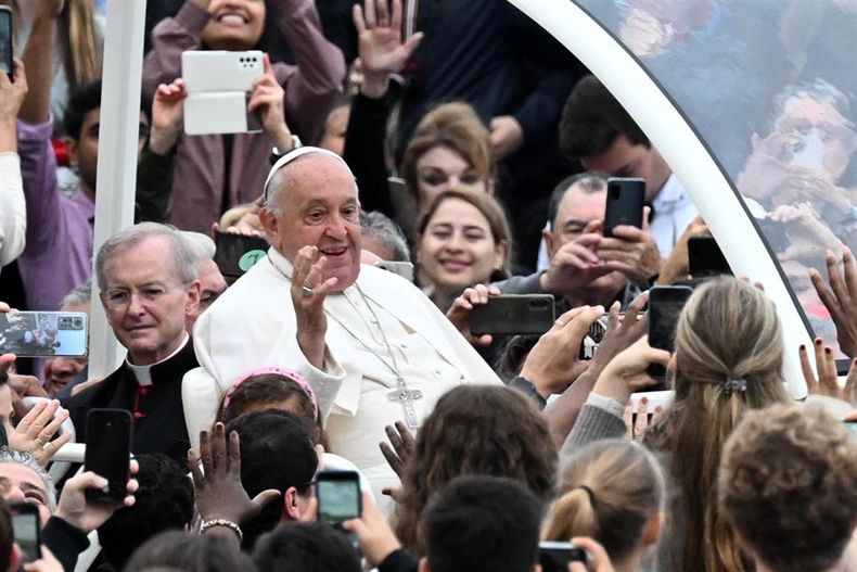 6388 papa francisco.jpg