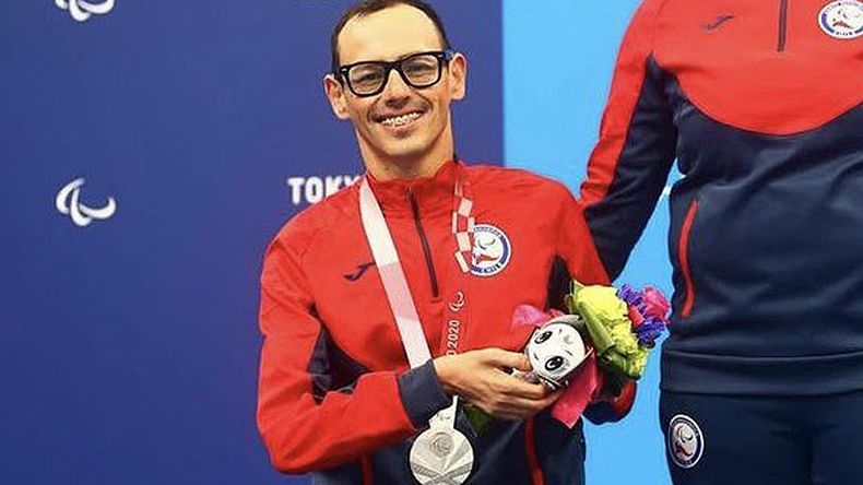 Alberto Abarza 1.jpg