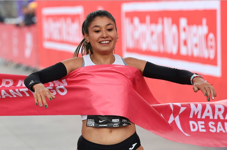 21449 media maraton mujeres.jpg