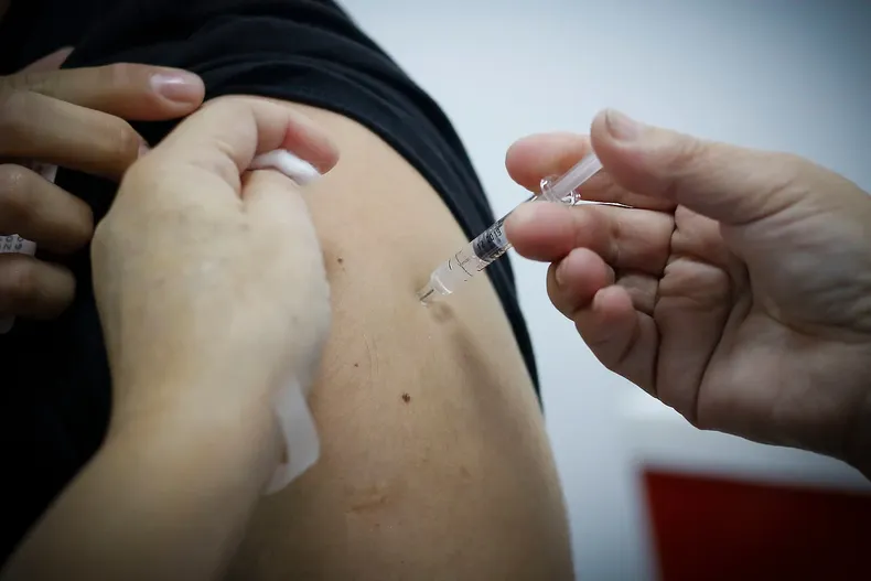 16160 a uno 1057641.webp