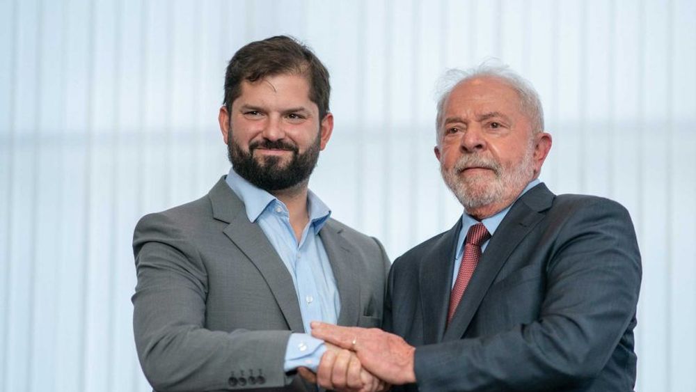 Boric dice no sentirse ofendido por dichos de Lula sobre su ansiedad en la Celac