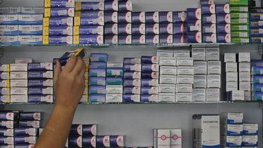 Adultos mayores piden eliminación del IVA a los medicamentos