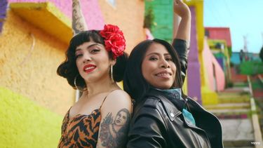 Plata Ta Tá: Mon Laferte estrena videoclip con la participación especial de la actriz Yalitza Aparicio