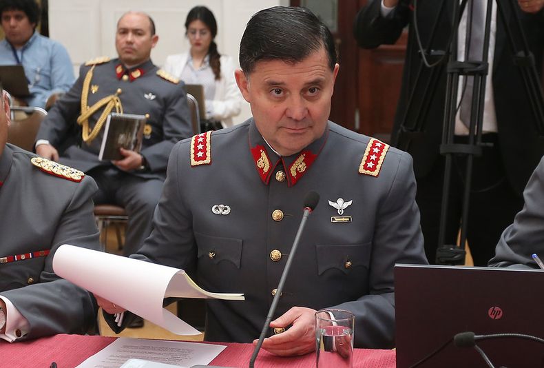 General r Ricardo Martinez.jpg