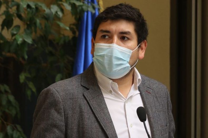 A_UNO_1311896 scaled e1635028451904.jpg