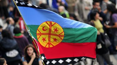 El Mercurio compara la causa mapuche con grupo ETA y pide cooperación internacional para enfrentarla