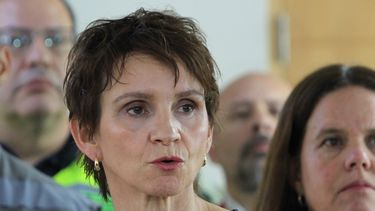 Tohá apunta a retos del gobierno en su segundo año apelando a timón fuerte en lo económico
