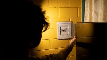 Seran 9 las comunas afectadas por los cortes de luz en Santiago - Agencia Uno
