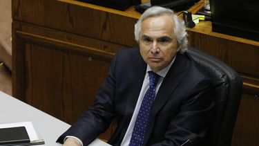 Senado revisa Acusación Constitucional contra el ex ministro del Interior, Andrés Chadwick