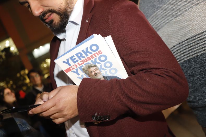 A_UNO_1459018.jpg