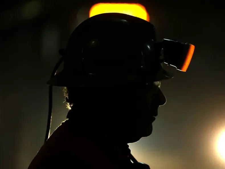 mineros despedidos por dar positivo en drogas intentaron revertir decision aludiendo vida privada tesis fue rechaza.webp