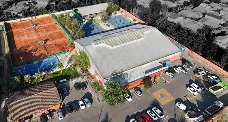 le robaron su auto desde estacionamiento de gimnasio municipal de la florida tribunal ordena pagar 20 millones.webp