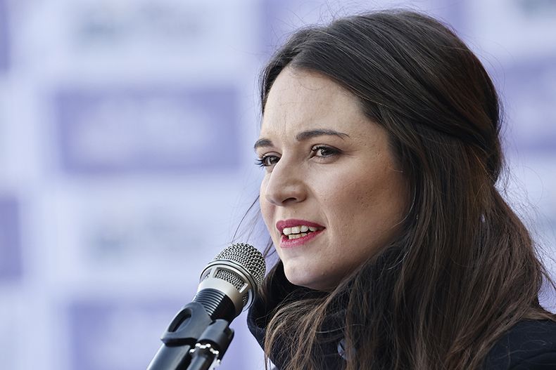 Irina Karamanos.jpg