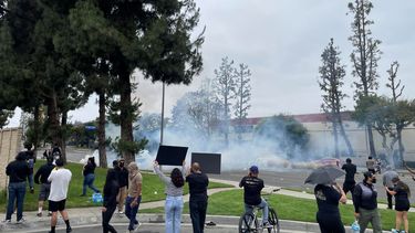 Despliegue anti migrantes de Trump desata caótica jornada de protestas entre redadas en Los Ángeles