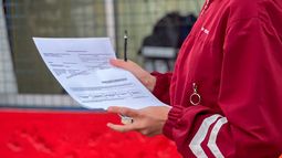 Casi 300.000 jóvenes rinden la PAES este lunes: Estas son las mejores técnicas para combatir la ansiedad