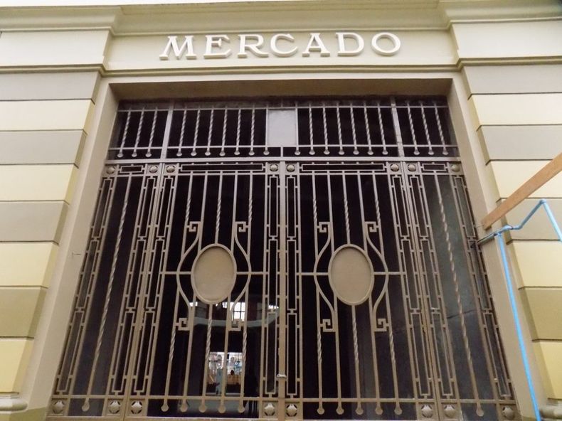 Mercado Puerto.jpg