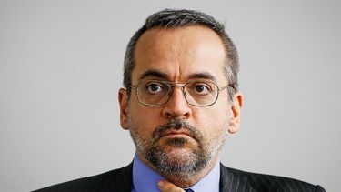Ministro de Educación de Brasil anunció que recortará en un 30% del presupuesto de universidades que hagan manifestaciones políticas