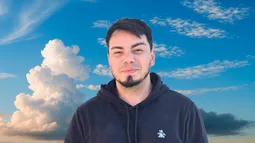 Diego Vásquez: El intérprete de nubes chileno que enseña meteorología para saber cuándo lavar la ropa o hacer sopaipillas